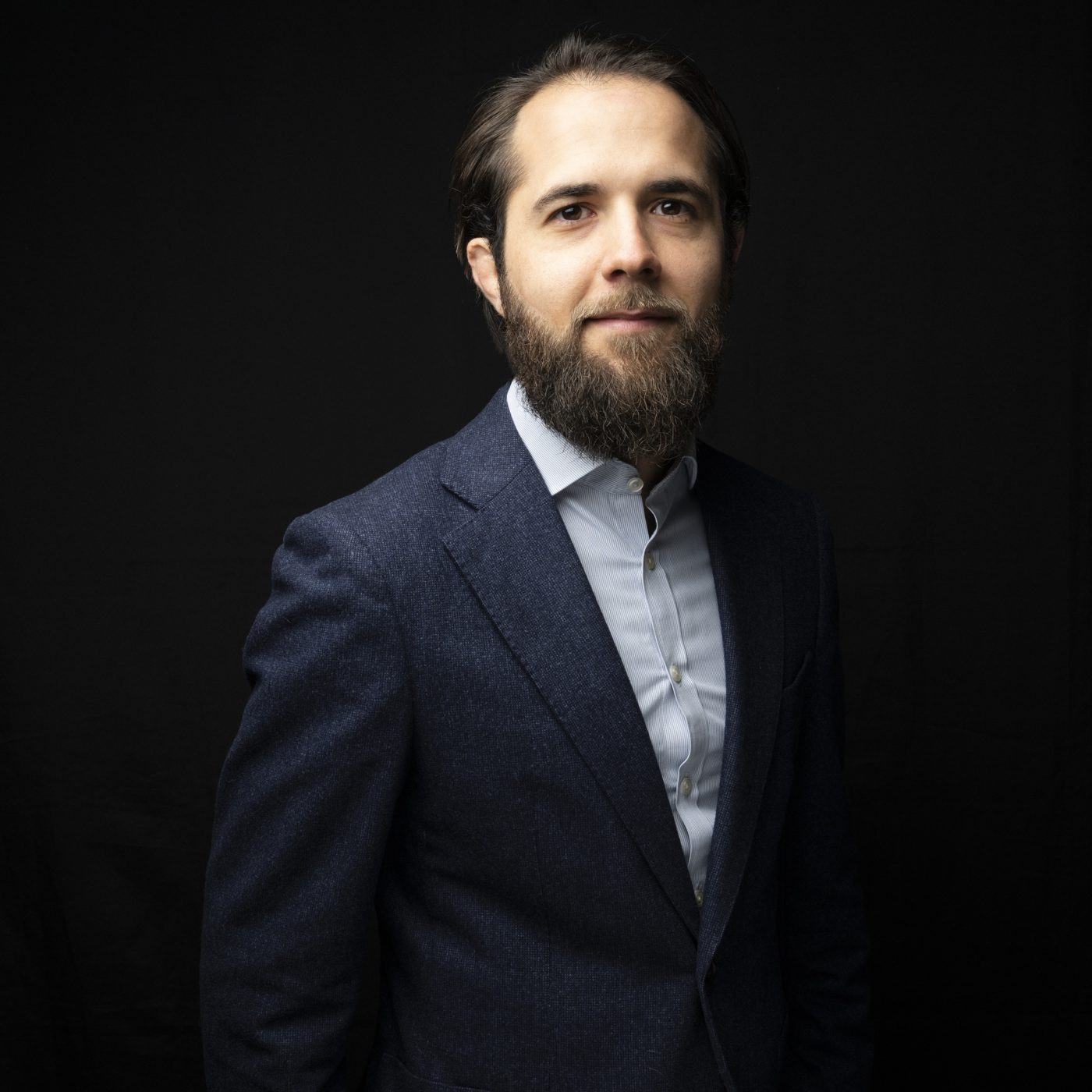 Alex Lacabe, avocat en droit des affaires au barreau de Lyon